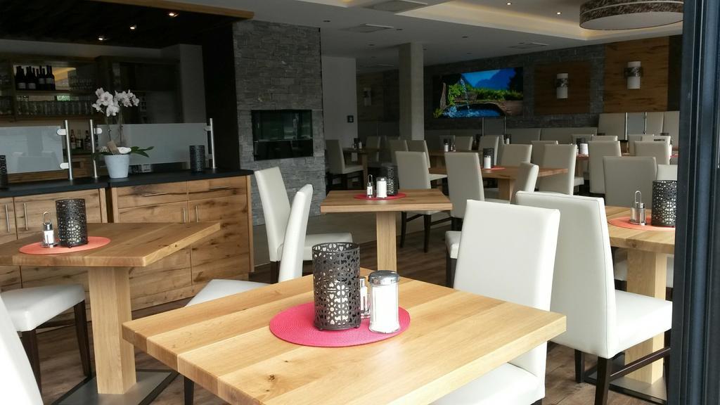 Alpenflair Hotel Buchloe Dış mekan fotoğraf