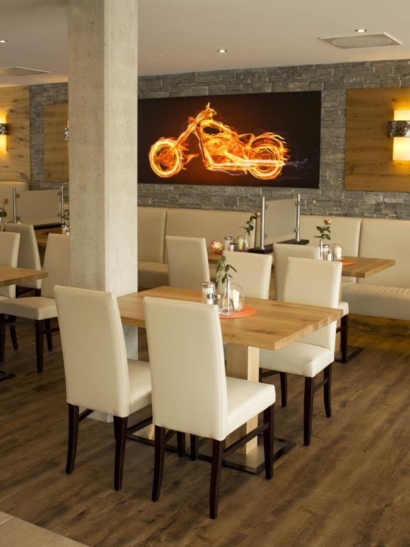Alpenflair Hotel Buchloe Dış mekan fotoğraf